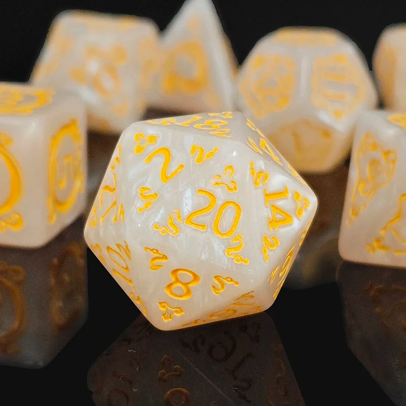 DND Dice 7Pcs/Set Dragon Pattern Polyhedral Dices Role Playing D&D TRPG Board Game Dice as Gift Entertainment Accessories