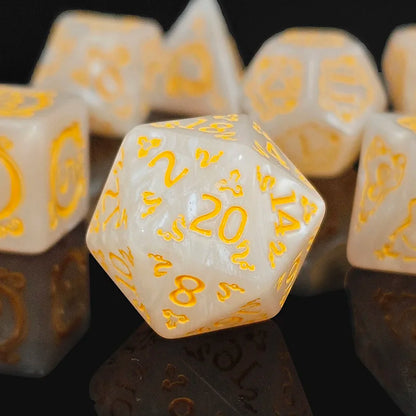 DND Dice 7Pcs/Set Dragon Pattern Polyhedral Dices Role Playing D&D TRPG Board Game Dice as Gift Entertainment Accessories